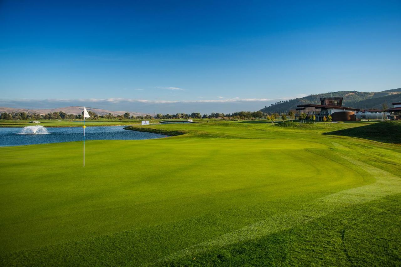 Theodora Golf Club Hotel Alba Iulia Eksteriør billede
